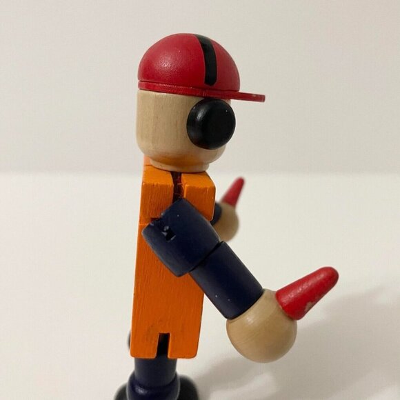 Turkish Airlines Small Wooden Toy Plane Coordinator Moveable Arms and Legs - Picture 11 of 16